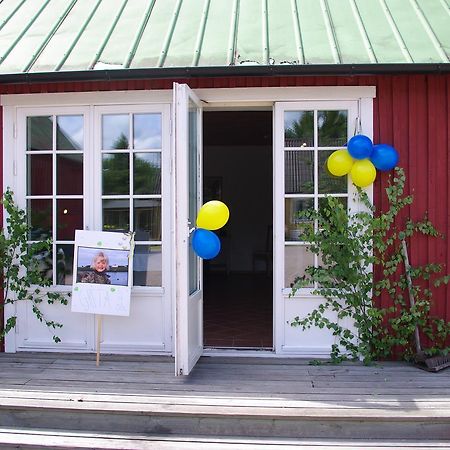 Skummesloev B & B Laholm Εξωτερικό φωτογραφία